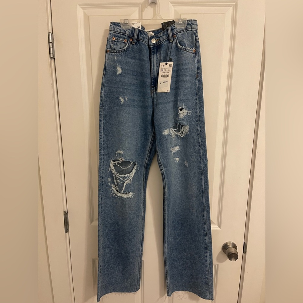 Zara size 38. Raw edge hen.